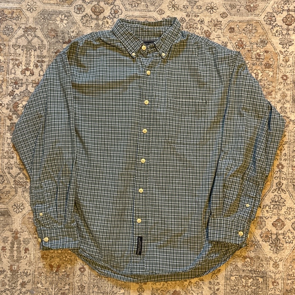 American Eagle Outfitters Casual Green Plaid Shirt